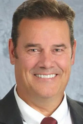Brad Hennen
